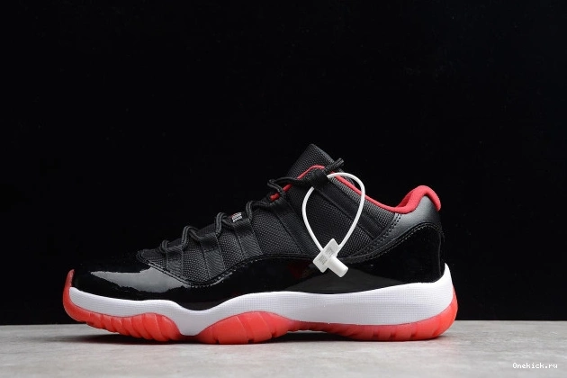 One Kick 11 528895-012 Black  Air 